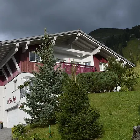 Haus Anja Pensión